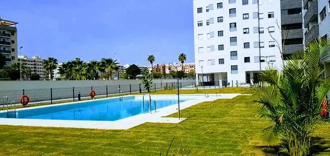 Ático con Piscina y Vistas al Mar Parque Litoral Apartamento Málaga